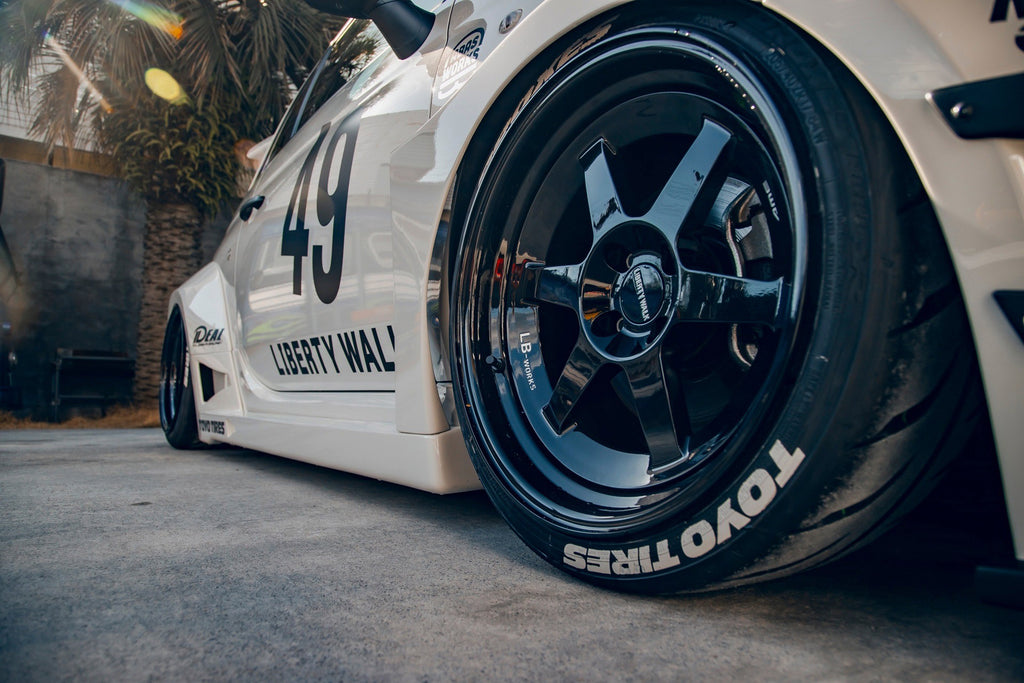 LB-WORKS x Abas Works ABARTH 595