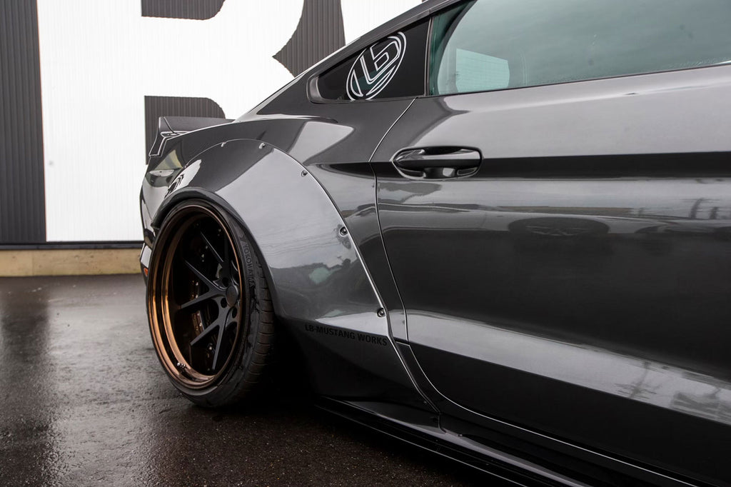 LB-WORKS FORD MUSTANG 2015y〜complete body kit (FRP)