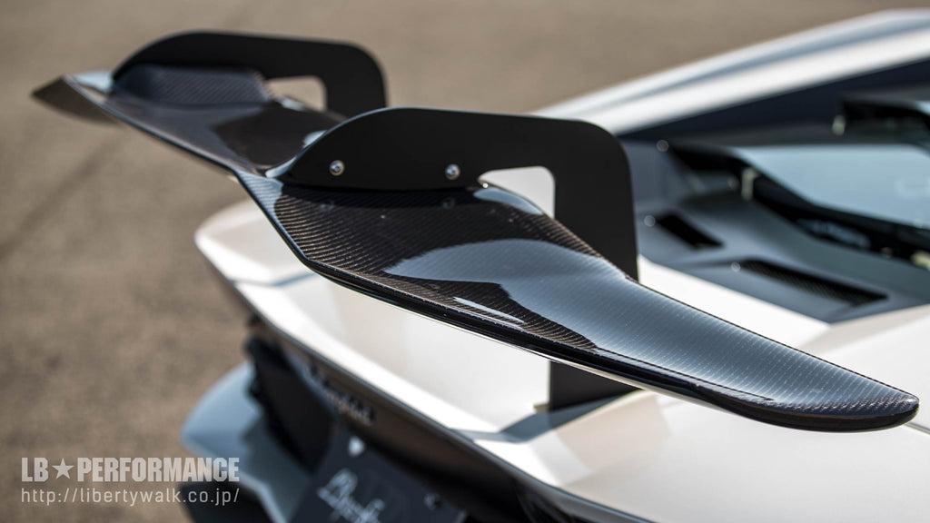 LB★PERFORMANCE AVENTADOR S complete body kit (Dry)