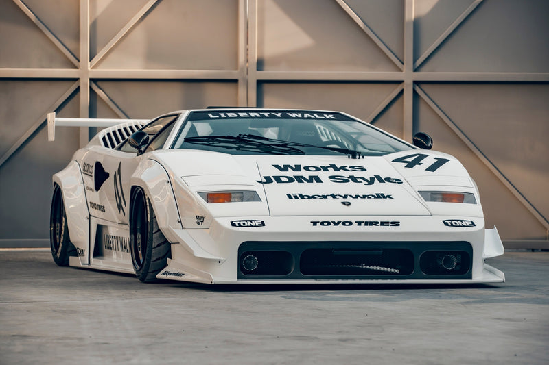 LB-WORKS Countach complete body kit
