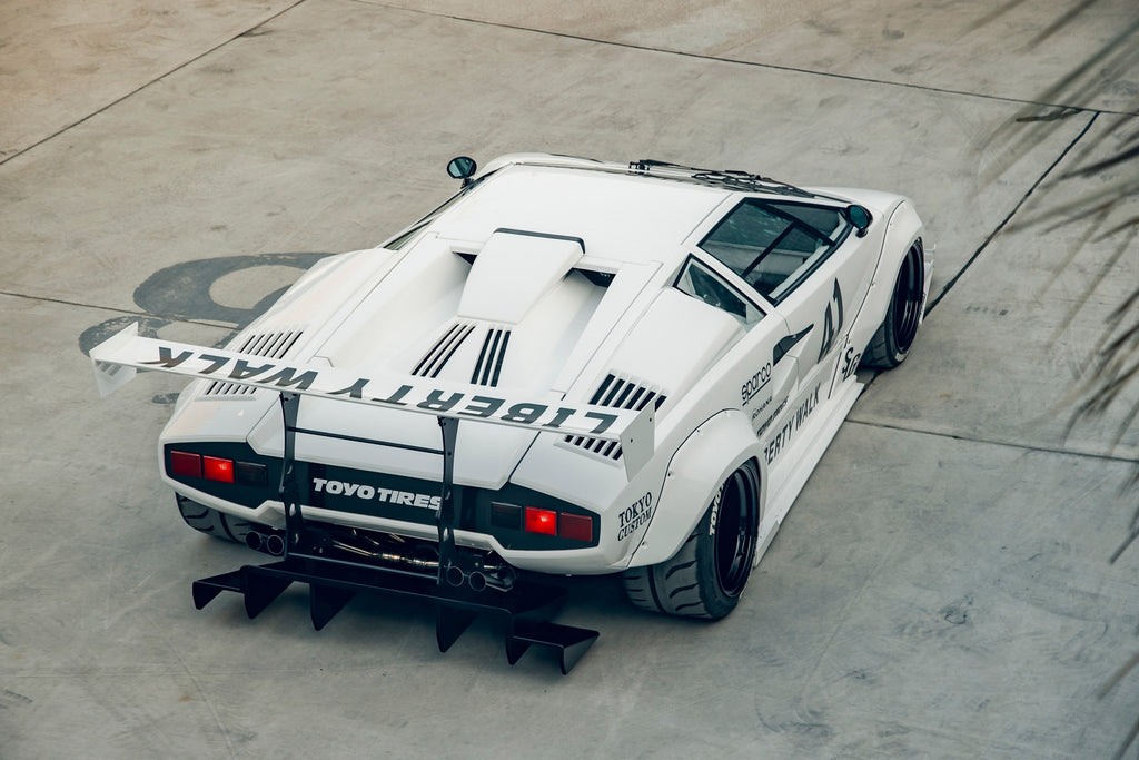 LB-WORKS Countach complete body kit