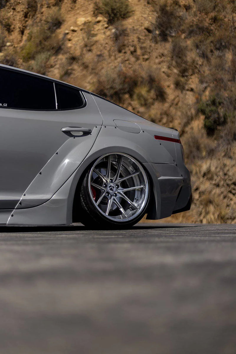 KIA STINGER WIDEBODY KIT
