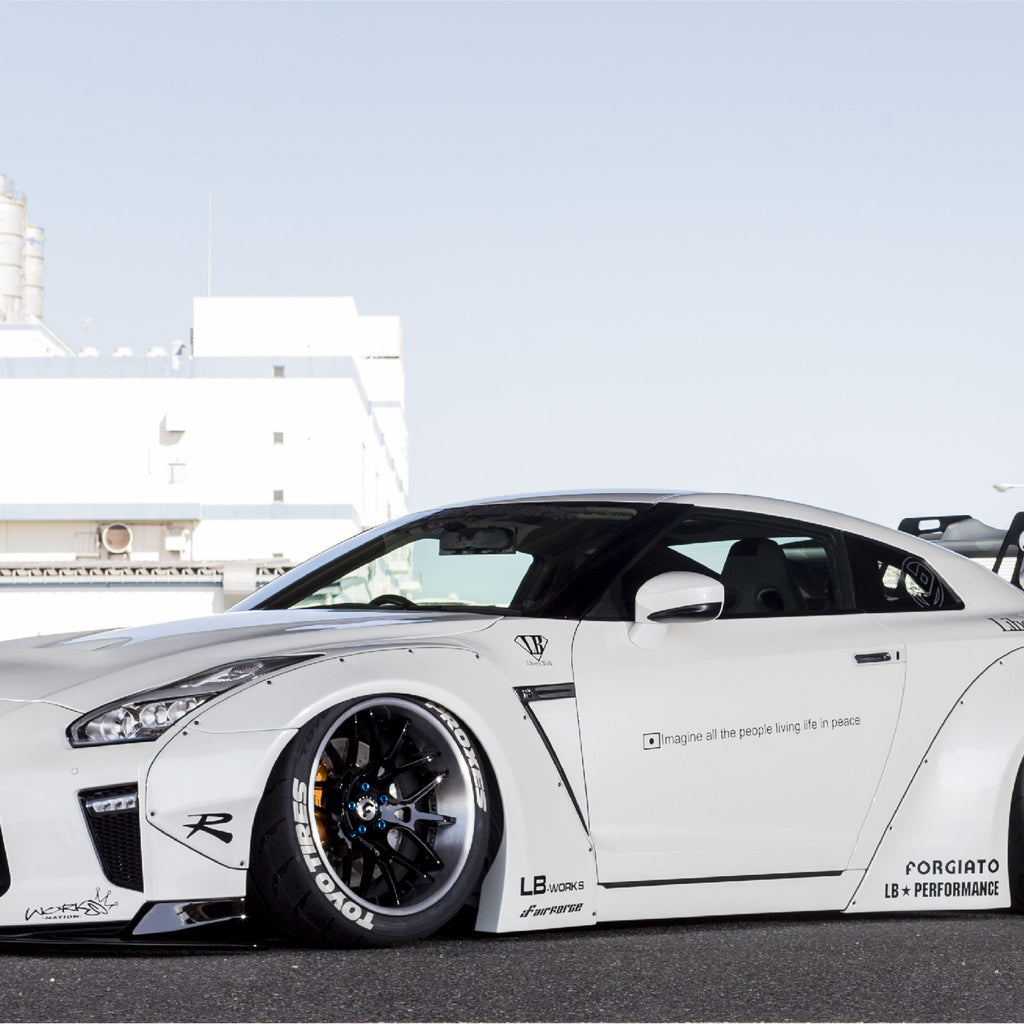 LB-WORKS NISSAN GT-R R35 type 1 Complete body kit Ver.2 (CFRP)