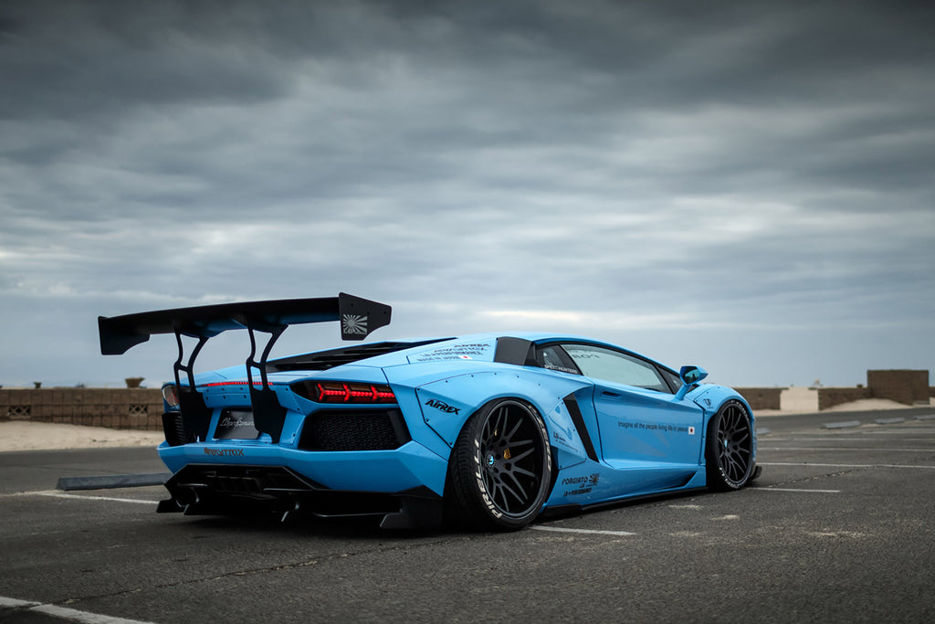 LB-WORKS LAMBORGHINI AVENTADOR COMPLETE BODY KIT TYPE2 WITH EXCHANGE FENDER & DRY CARBON WING