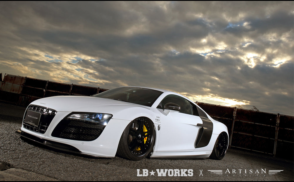LB-WORKS R8 V10 complete body kit (FRP)